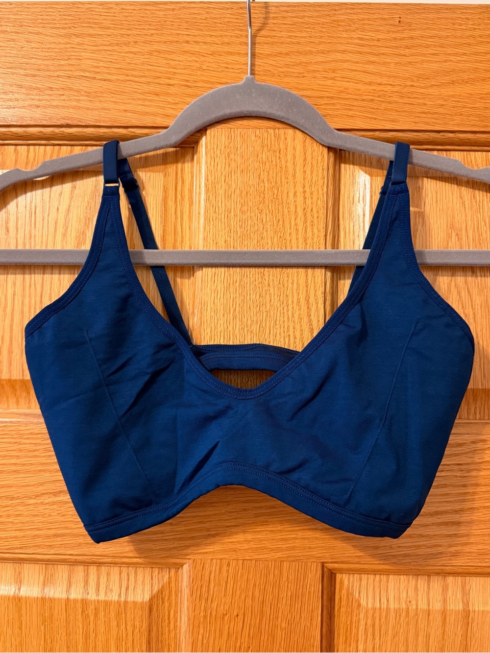 nvgtn sports bra